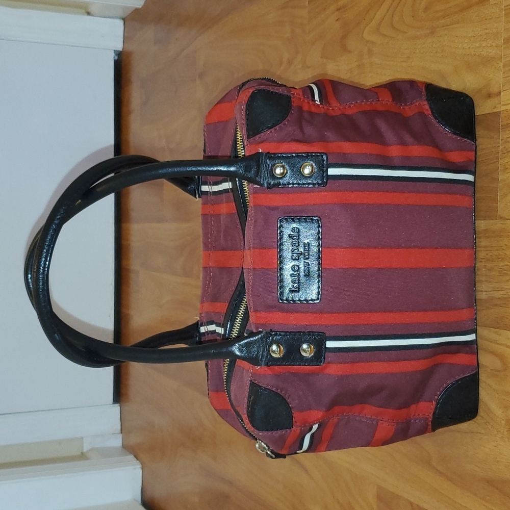 ♠️Stripped Kate Spade Bag♠️